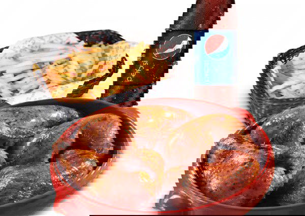 1 Pollo a la brasa, papa, ensalada y gaseosa de 1.5 L