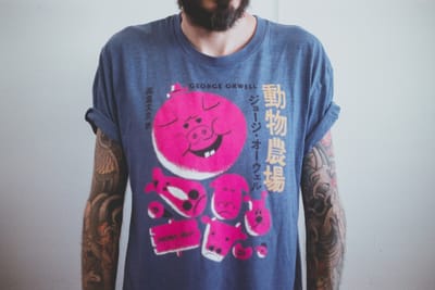 What to Consider When Looking For a Custom T-Shirt Printing Company? image