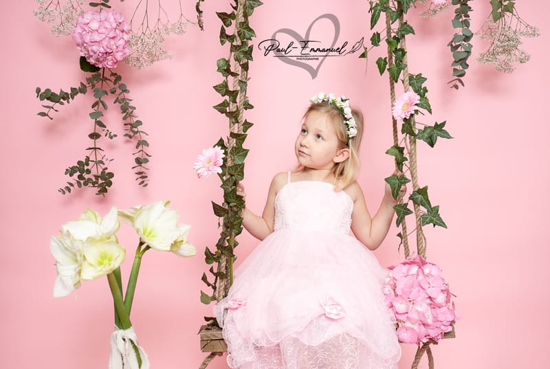 Séance fleurie pour princesses en studio