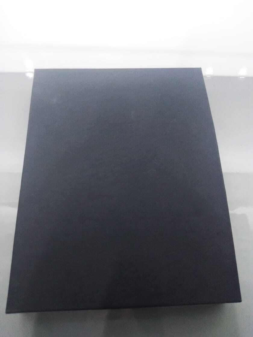 A4 Folder WI 5000 MAh Wireless Powerbank, LED Logo