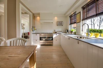 Why It Is Beneficial to Hire the Services of a Trusted Remodeling Company? image