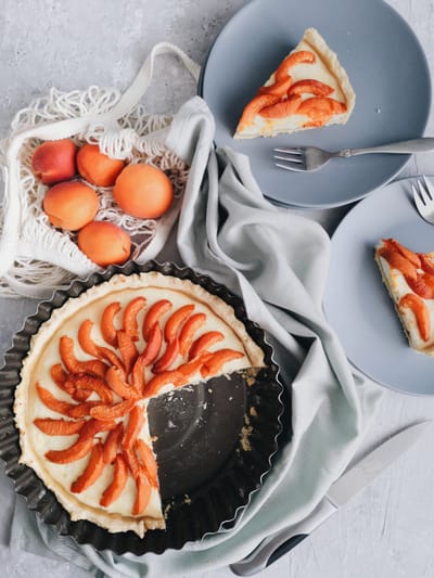 Around the World in 80 Foods: Austrian "Marillenkuchen" Apricot Cake!