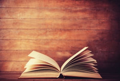 مكتبتنا - كتب قيّمة في النّحو والأدب