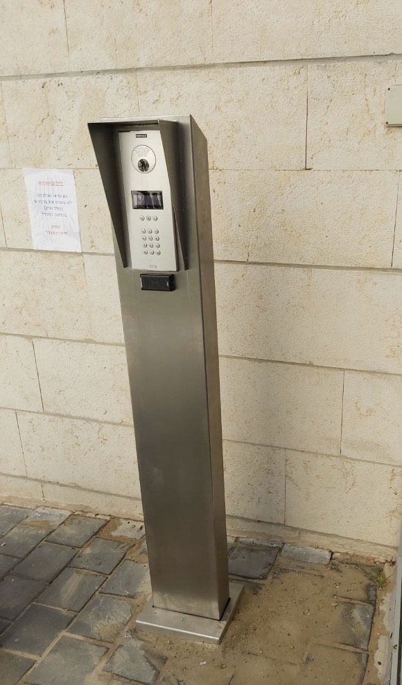 עמוד אינטרקום נירוסטה