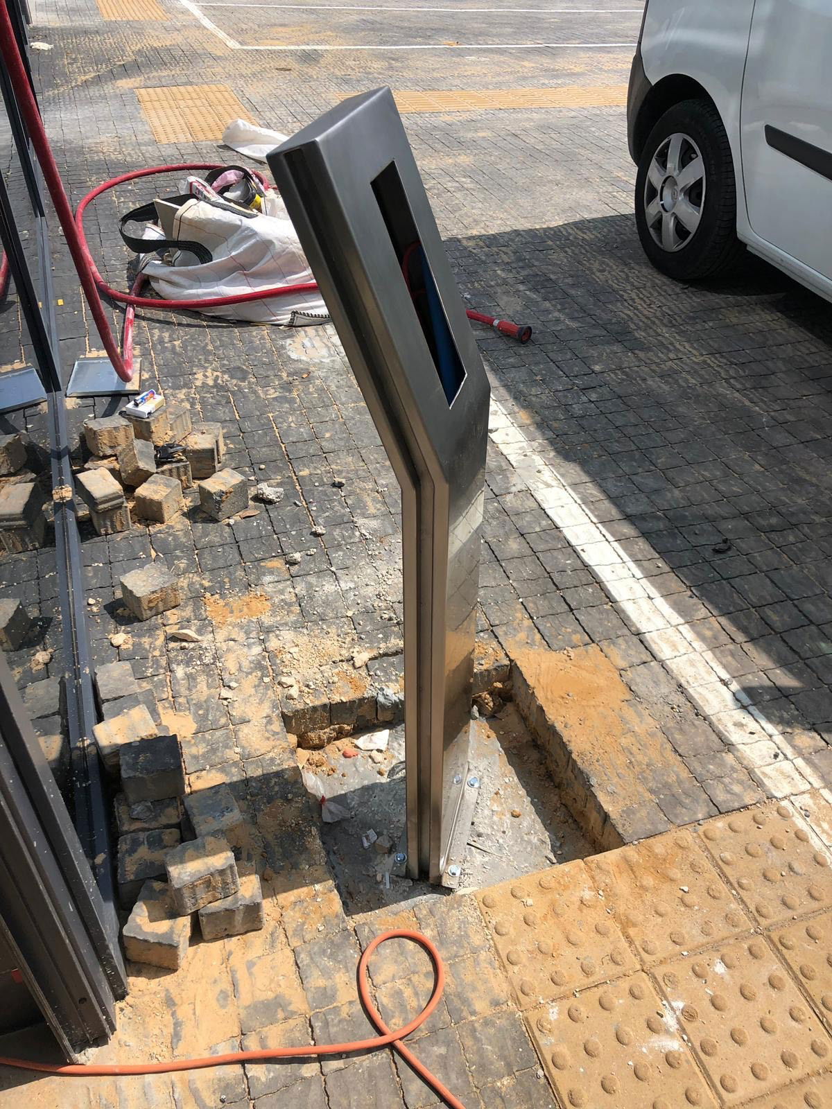 עמוד אינטרקום נירוסטה