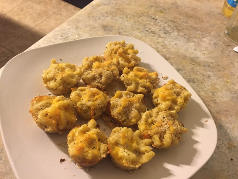 MACARONI AND CHEESE BITES
