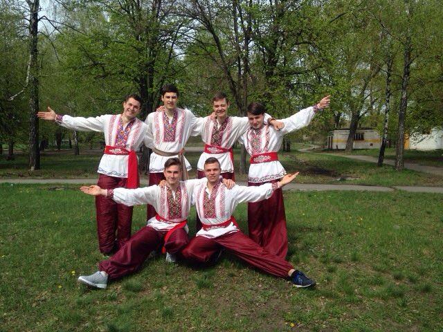 Свято весни