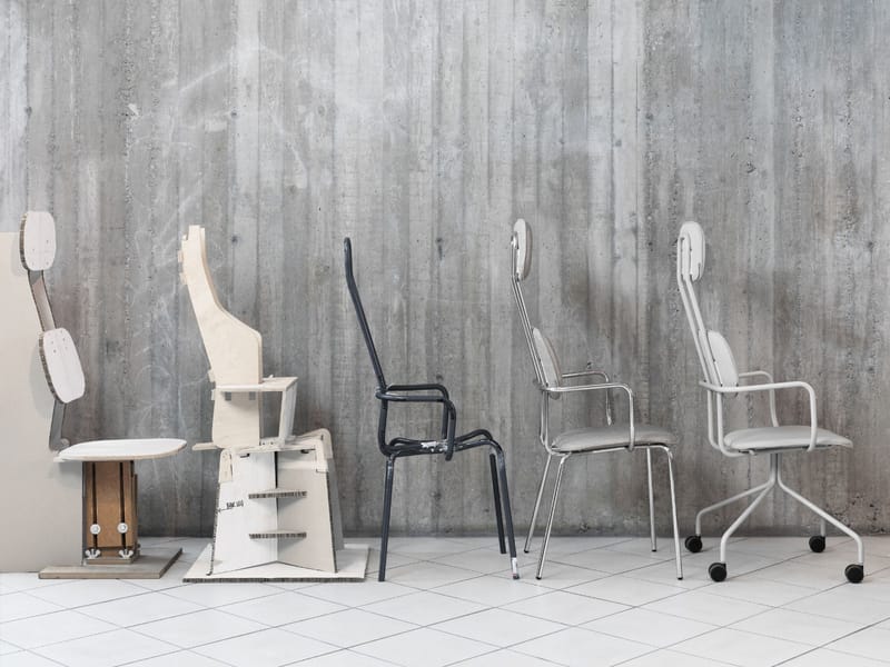 New School - Stuhl mit Kopfstütze