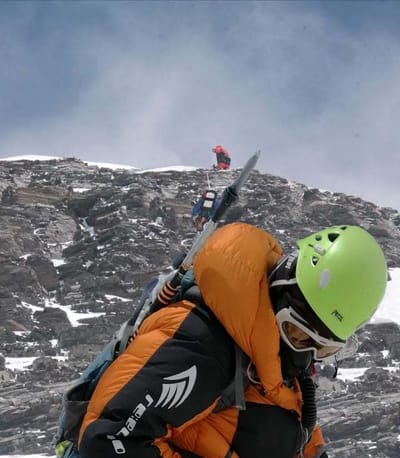 Story is about the Lhotse 8516 expedition