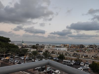 אכנסנית הנוער בעכו - יותר ממלון