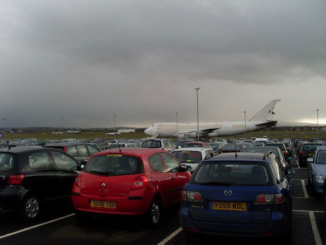 Smart Travellers Opt for Off-site Airport Parking