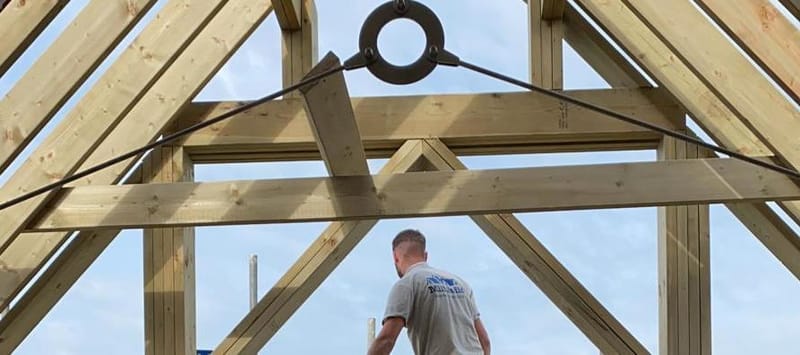 Creation of new gable / cut roof extension