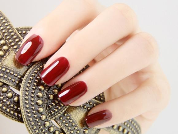 Các mẹo chăm sóc móng tay tại nhà mà bạn nên biết