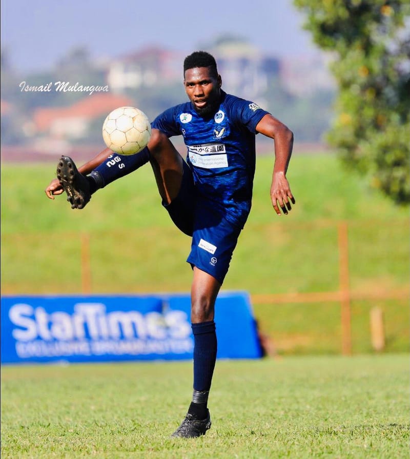 Vipers Sports club poaches Bright Stars Defensive midfielder.
