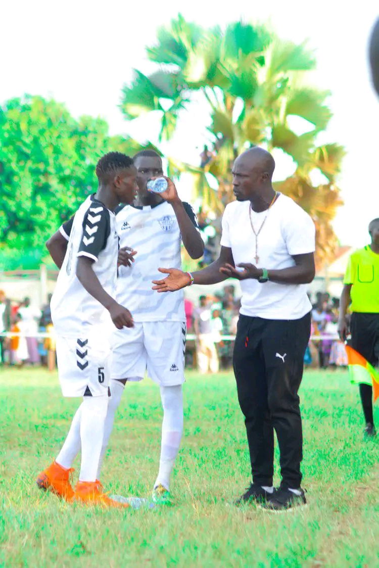 Leo football club set to award players and Staff members.