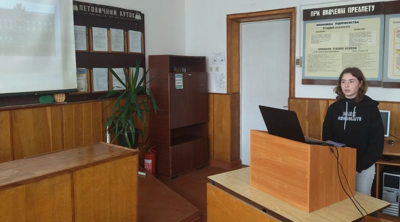 ЗАСІДАННЯ СТУДЕНТСЬКОГО ГУРТКА “ФІНАНСИ, БАНКІВСЬКА СПРАВА ТА СТРАХУВАННЯ”