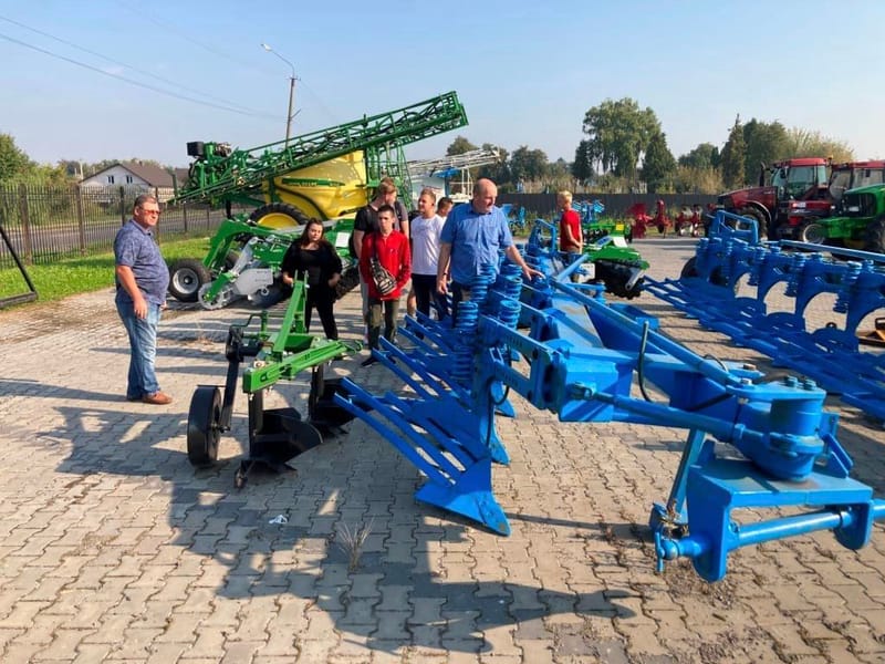 Практичне заняття студентів спеціальності 201 Агрономія у ПП «Агро СМАП»