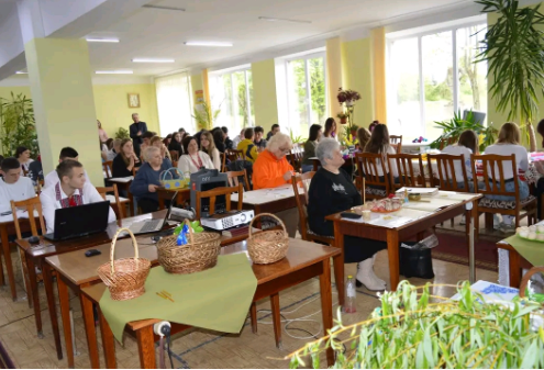 ВЕЛИКОДНІЙ АРТ-МАЙДАНЧИК у Горохівському коледжі: традиції, які живуть завдяки творчості та єднанню