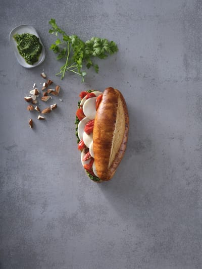 إل عال تُطلق الدفعة الثانية من قائمة الطعام للشيف أساف جرانيت