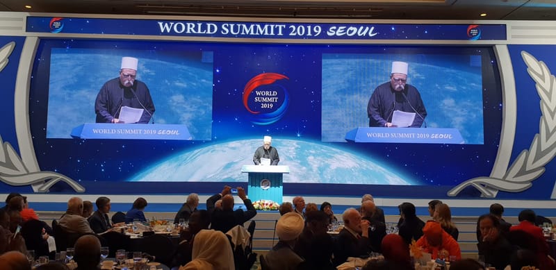 فضيلة الشيخ موفق طريف الرئيس الروحي لطائفة الموحدين الدروز في العاصمة الكورية سيؤول - مناطق الدروز في سوريا لا زالت في خطر ومعرضة لعمليات ارهابية من قبل داعش والتنظيمات الارهابية