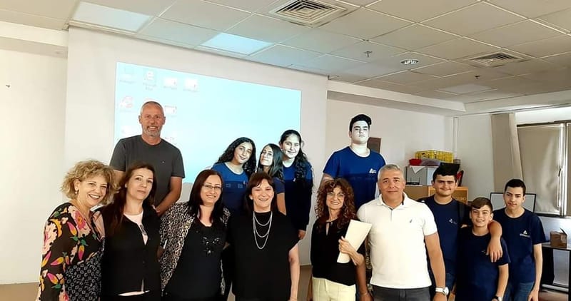 إعدادية عسفيا، تنال المرتبه الاولى في المسابقة الوطنية بموضوع منع التدخين