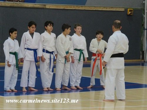 رياضة الكراتيه في عسفيا تستقطب العديد من الطلاب وسط دعم كبير من الاهالي ...