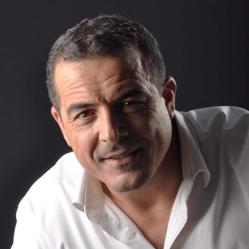 منتدى الصحافيين الدروز يقف ويساند الزميل ياسر عطيلة ،..