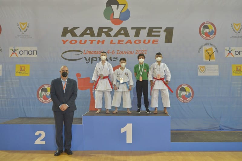 الشاب كرمل بركات منصور يحصد الميدالية الفضية في بطولة K1 العالمية للكاراتيه !!