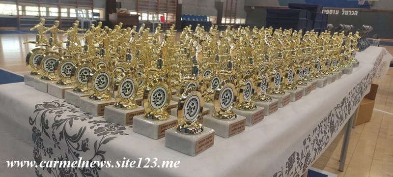 ادارة مكابي عسفيا تكرم لاعبي ومدربي فرق الشبيبة والداعمين بإنتهاء موسم ناجح جدا لقسم الشبيبة ..