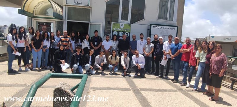 طلاب عسفيا يستلمون زمام ادارة المجلس المحلي عسفيا ليوم واحد بيوم الطالب