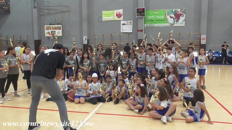 مدرسة كرة السلة عسفيا تحتفل بنهاية الموسم، وسط حضور كبير للاهالي وعرض جميل جدا للاعبين الصغار ..