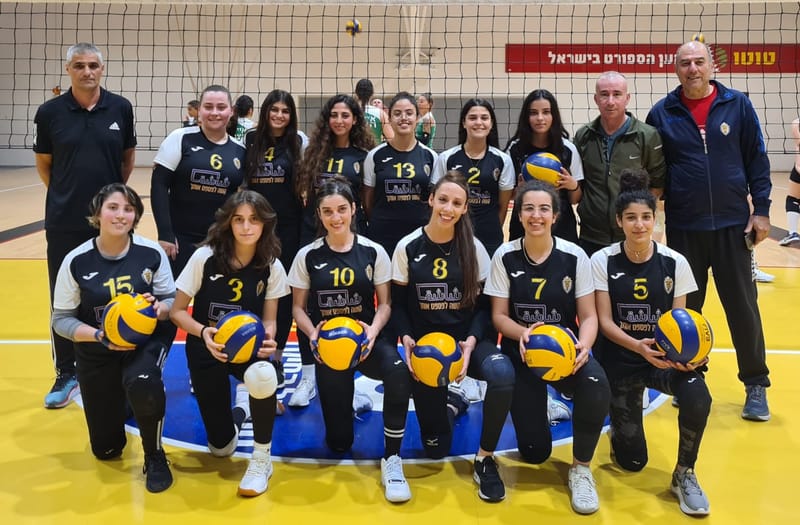 كرة الطائرة العسفاوية تعود الى الواجهة وتحلق عاليا .