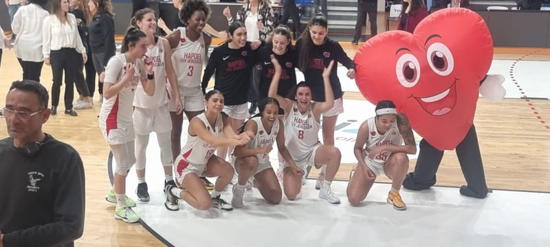 نجمة كرة السلة نور كيوف تتأهل مع فريق هبوعيل القدس الى نهائي كأس الدولة بكرة السلة للسيدات ..