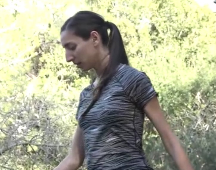 تقرير للزميل رائد عامر عن بطلة اسرائيل بجري الحقول لمسافة ١٠٠٠٠ متر كروان حلبي ..