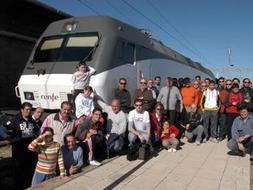 'Amigos del Ferrocarril' se queja de la falta de trenes