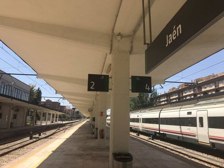 Renfe duplica el número de trenes a partir del lunes 22