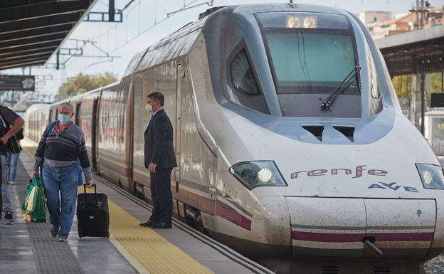 Hasta una veintena de capitales que iniciaron las obras después que Jaén ya tienen AVE