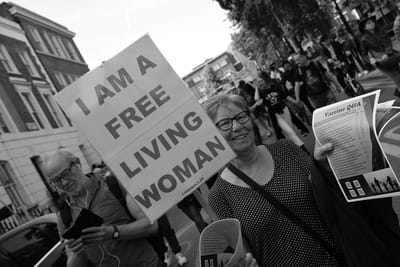 Crucial Reading - Trial by a jury of sovereigns, or of slaves? (Martin Geddes)