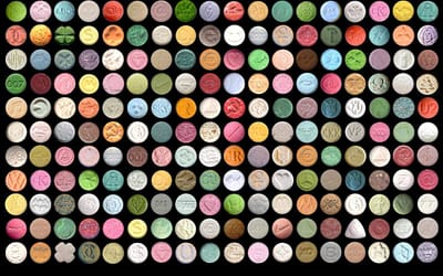 CÓMO RECONOCER CUANDO ALGUIEN CONSUME ÉXTASIS. Por el Dr. Manuel Saladín. Temas de Salud, Enero 26, 2018