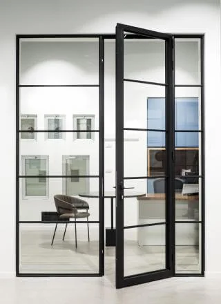 חלון באוהאוס 5600