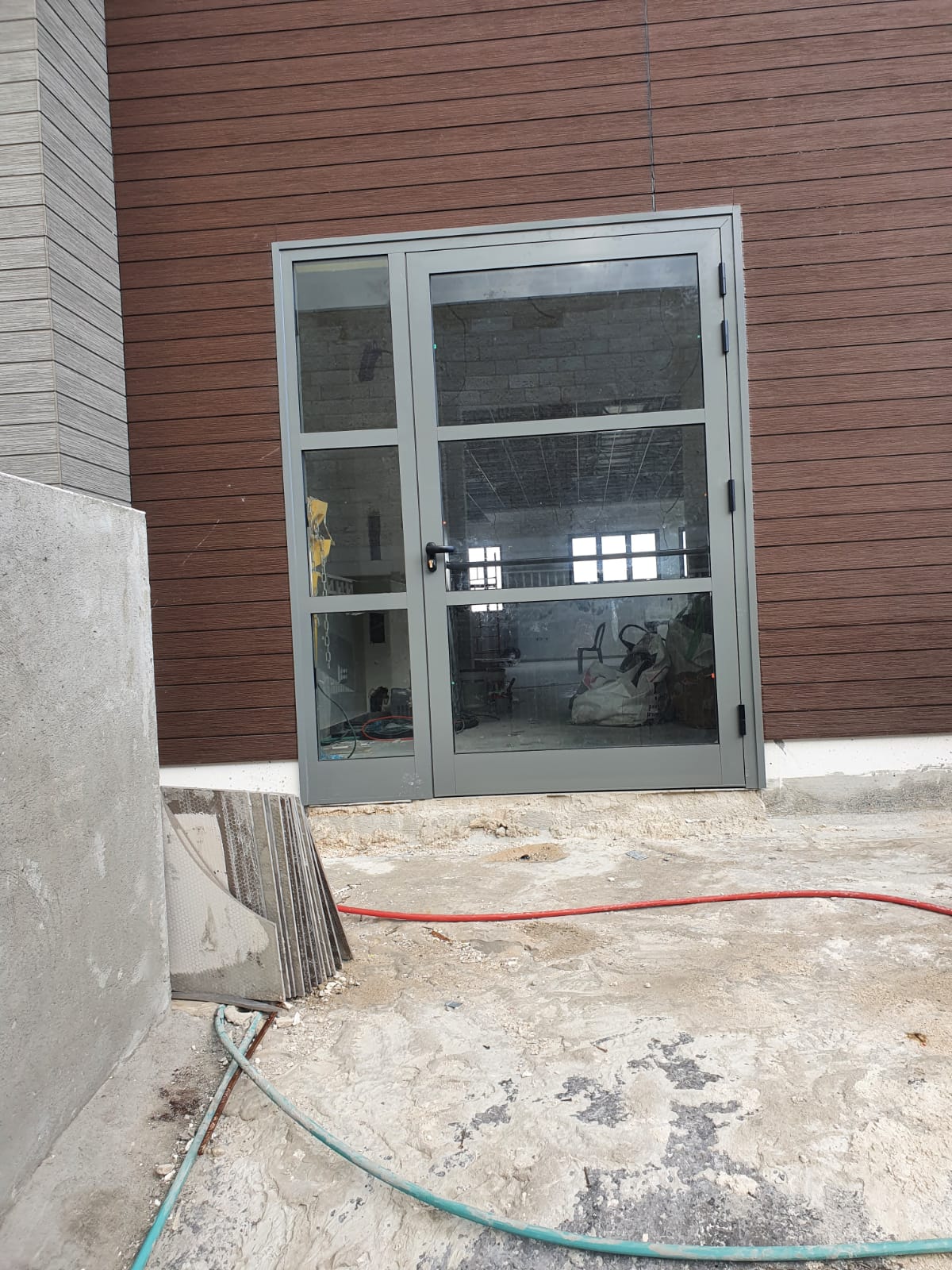 דלת קליל 4900