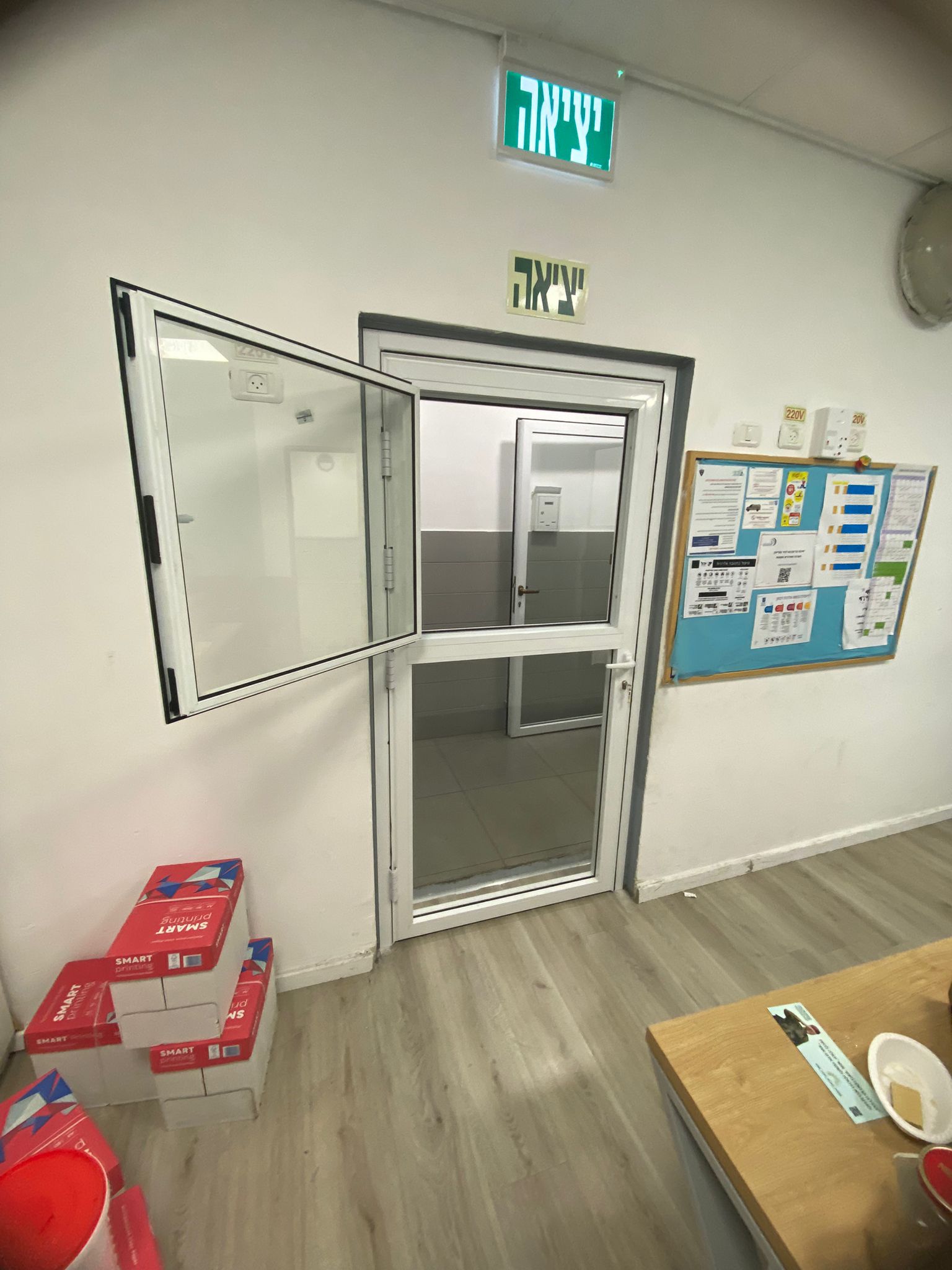 דלת קליל 2000 