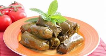 Греческие долмады (Dolmathes из виноградных листьев)
