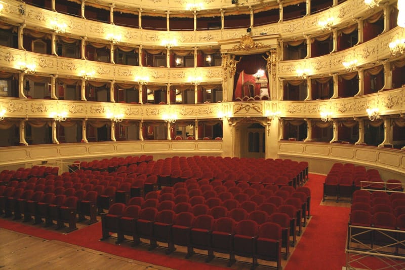 Tour: Concert at the "Teatro Sociale" in Como