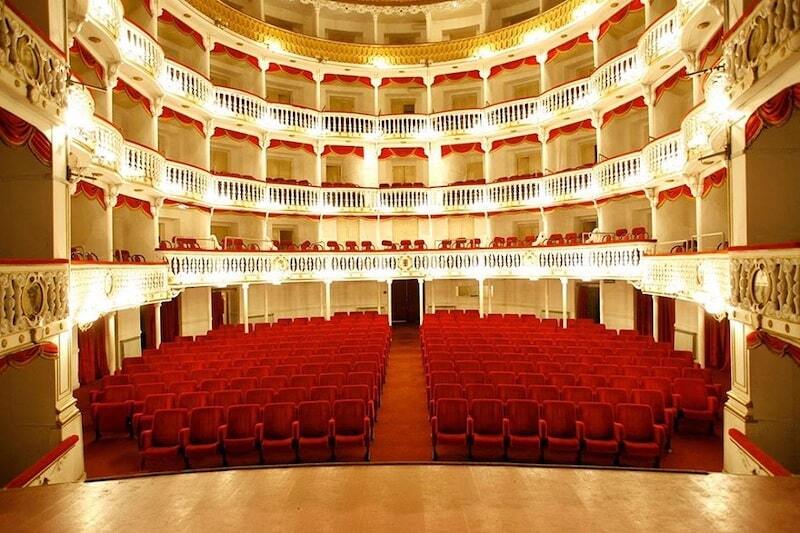 Tour: Concert at the "Teatro Sannazaro" in Naples