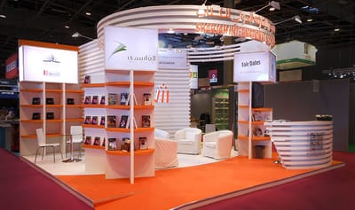 ورش عمل ومعرض للكتاب