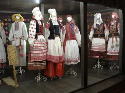 Складанка "Мужчынская і жаночая вопратка"