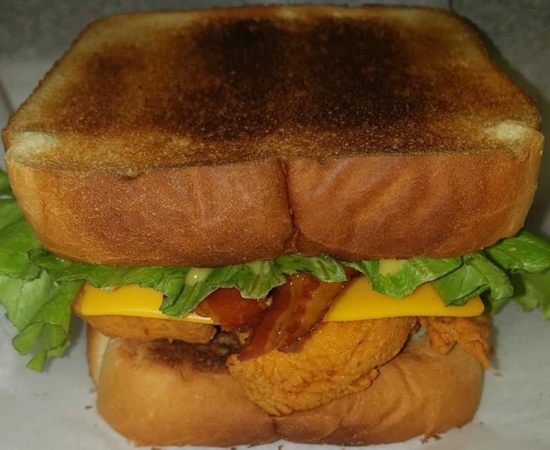 BREADED CHICKEN BITE SANDWICH