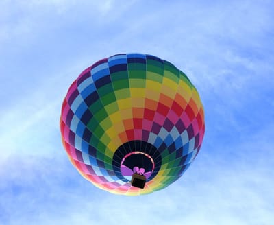 tophotairballoonbiz image