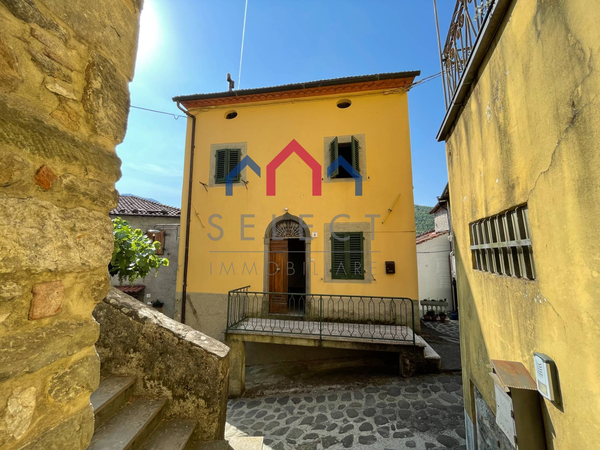 Terratetto a Bagni di Lucca - Palleggio